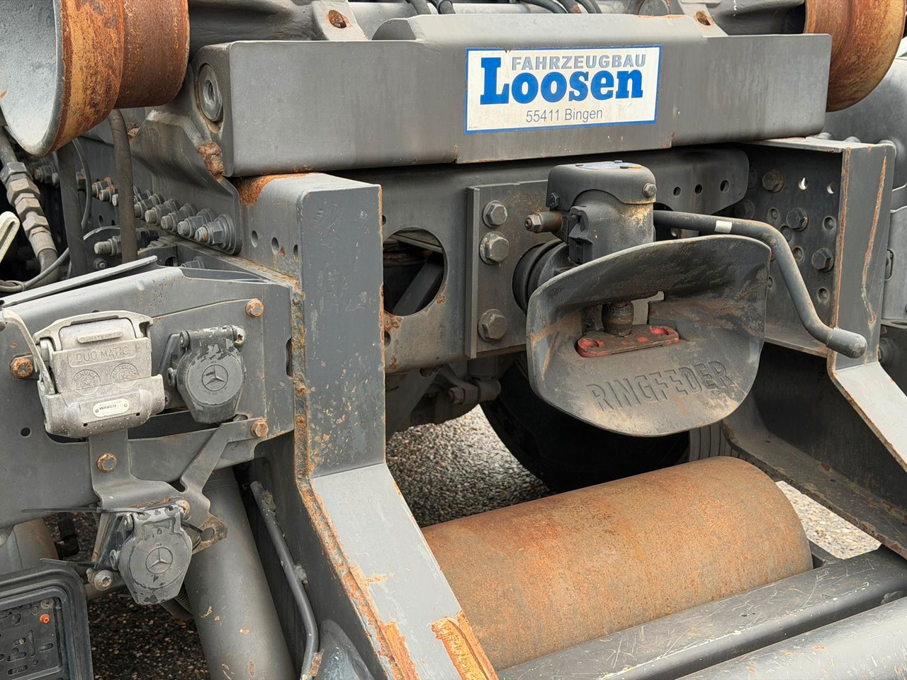 Camion ampliroll Mercedes-Benz 2558 6x2 Meiller RK 20.65 | Retarder | Klima: photos 8 Camion ampliroll Mercedes-Benz 2558 6x2 Meiller RK 20.65 | Retarder | Klima: photos 8