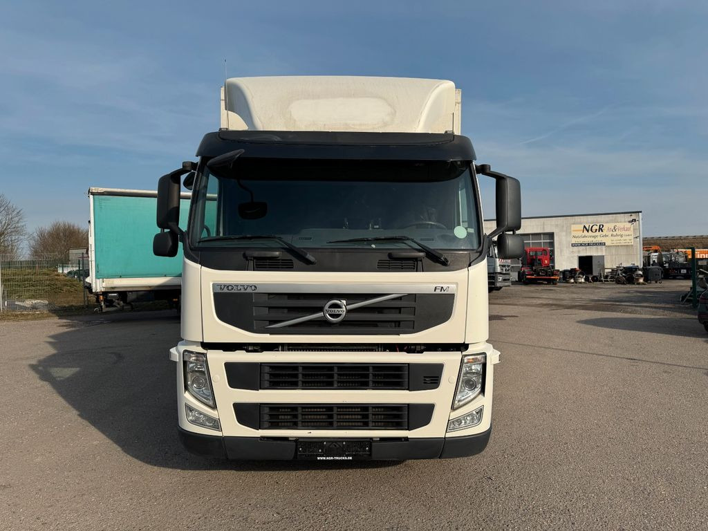 Volvo FM 410 6X2 Kühlkoffer mit Carrier Diesel & Strom - Camion frigorifique: photos 5 Volvo FM 410 6X2 Kühlkoffer mit Carrier Diesel & Strom - Camion frigorifique: photos 5