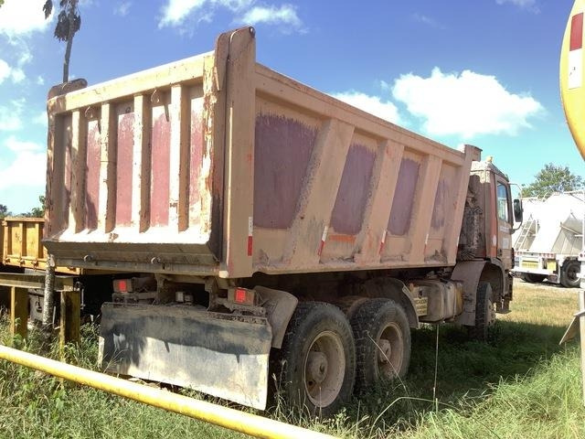 Mercedes-Benz ACTROS 3341 - Camion benne: photos 3 Mercedes-Benz ACTROS 3341 - Camion benne: photos 3