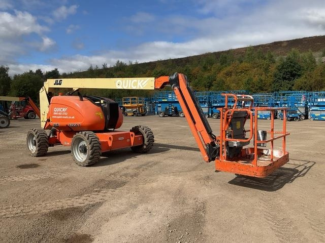 JLG 600AJ - Nacelle articulée: photos 4 JLG 600AJ - Nacelle articulée: photos 4