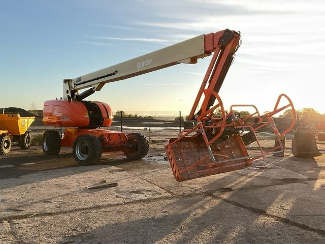 JLG 860SJ - Nacelle articulée: photos 3 JLG 860SJ - Nacelle articulée: photos 3