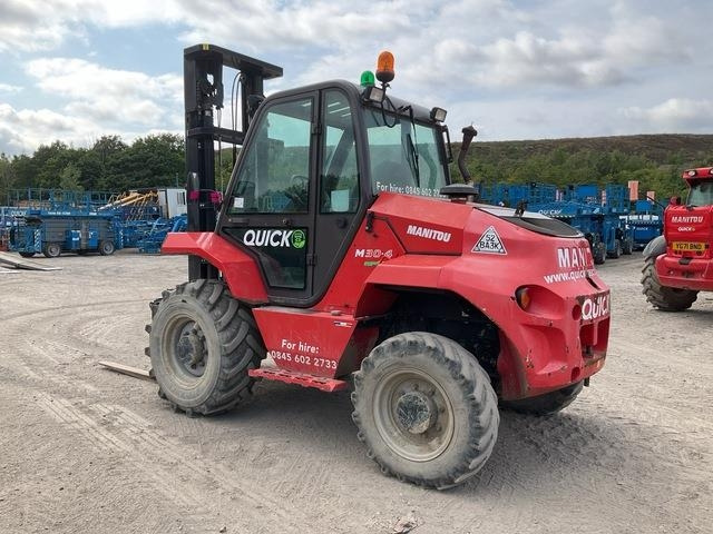 Manitou M30-4 - Chariot tout terrain: photos 2 Manitou M30-4 - Chariot tout terrain: photos 2