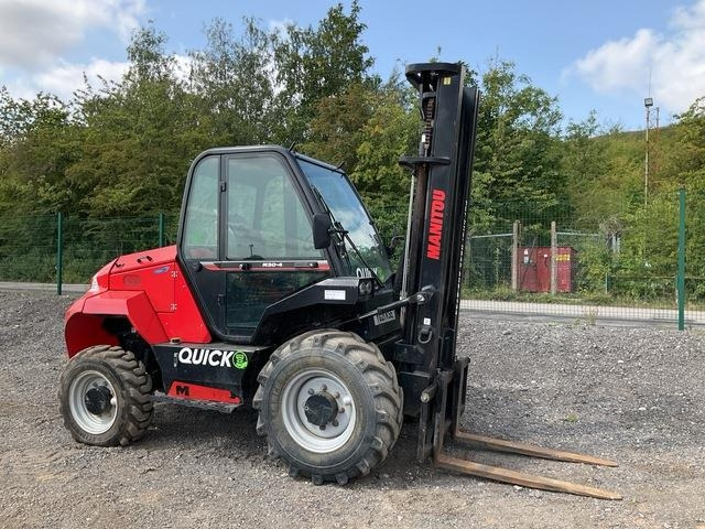 Manitou M30-4 - Chariot tout terrain: photos 4 Manitou M30-4 - Chariot tout terrain: photos 4