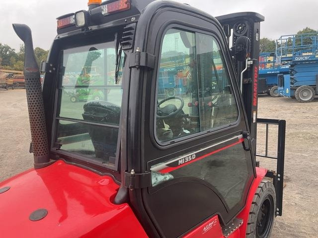 Chariot élévateur Manitou MI35D: photos 12 Chariot élévateur Manitou MI35D: photos 12
