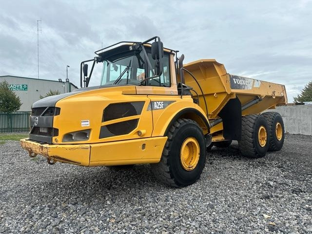 Volvo A25F - Tombereau articulé: photos 1 Volvo A25F - Tombereau articulé: photos 1