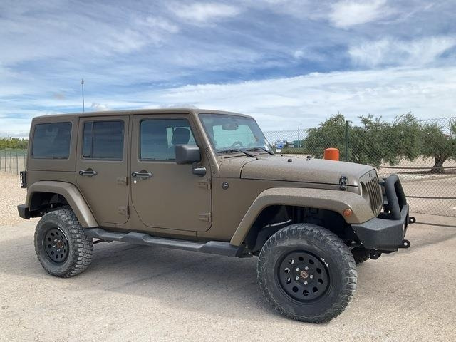 Jeep Wrangler JK Command - Voiture: photos 4 Jeep Wrangler JK Command - Voiture: photos 4