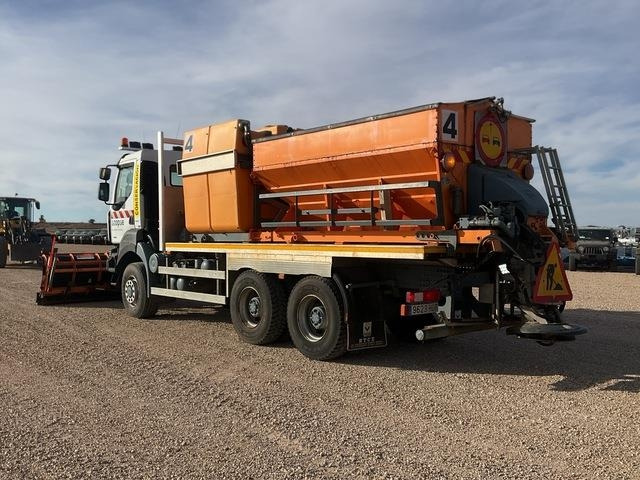 Renault Kerax 430DXI - Engin de déneigement: photos 2 Renault Kerax 430DXI - Engin de déneigement: photos 2