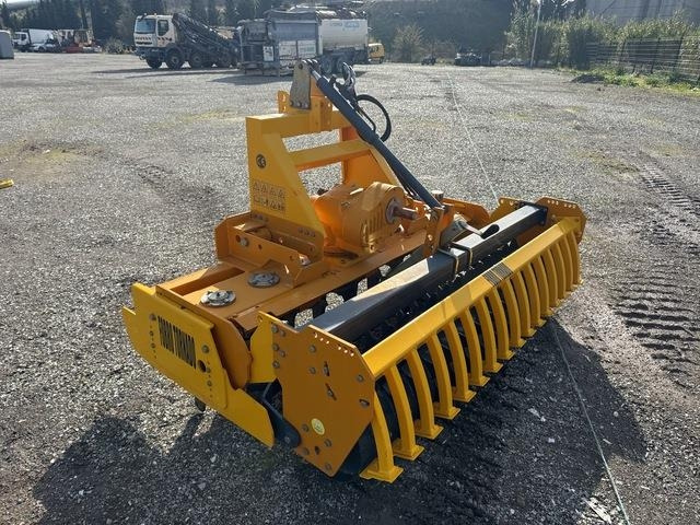 BF Technic Fobro Tornado - Herse rotative: photos 2 BF Technic Fobro Tornado - Herse rotative: photos 2