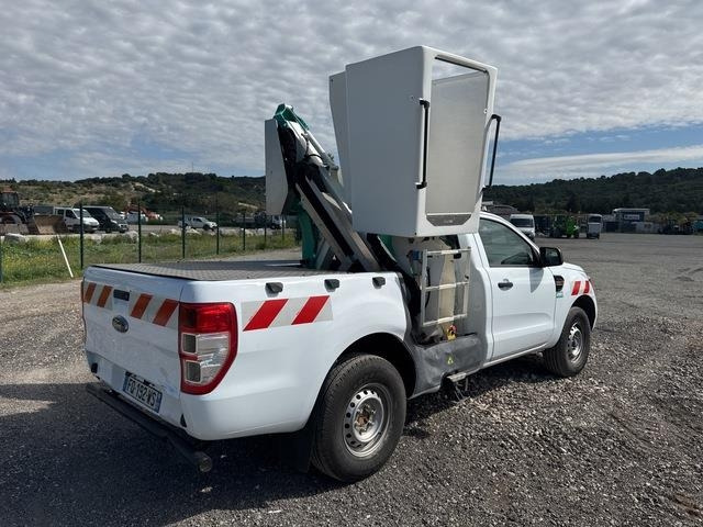 Ford Ranger - Camion avec nacelle, Pick-up: photos 3 Ford Ranger - Camion avec nacelle, Pick-up: photos 3