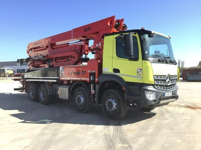 Mercedes-Benz Arocs 4143 - Camion pompe: photos 4 Mercedes-Benz Arocs 4143 - Camion pompe: photos 4
