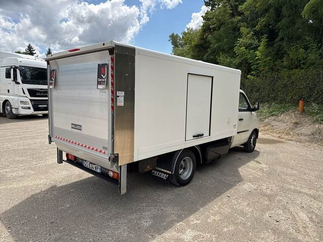 Piaggio Porter NP6 - Fourgon utilitaire: photos 3 Piaggio Porter NP6 - Fourgon utilitaire: photos 3