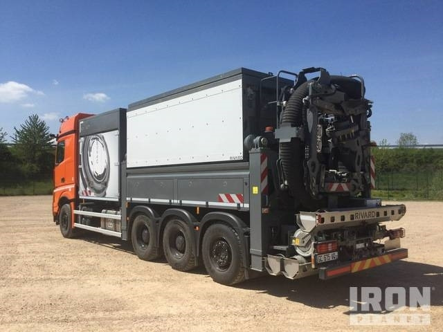 Rivard - Mercedes-Benz EXVAC - Arocs 3253 8x4 - Camion hydrocureur: photos 4 Rivard - Mercedes-Benz EXVAC - Arocs 3253 8x4 - Camion hydrocureur: photos 4