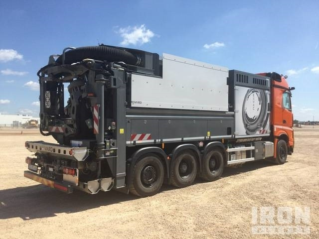 Rivard - Mercedes-Benz EXVAC - Arocs 3253 8x4 - Camion hydrocureur: photos 3 Rivard - Mercedes-Benz EXVAC - Arocs 3253 8x4 - Camion hydrocureur: photos 3