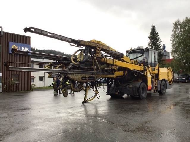 Atlas Copco XE3C - Machine d'exploitation minière: photos 1 Atlas Copco XE3C - Machine d'exploitation minière: photos 1