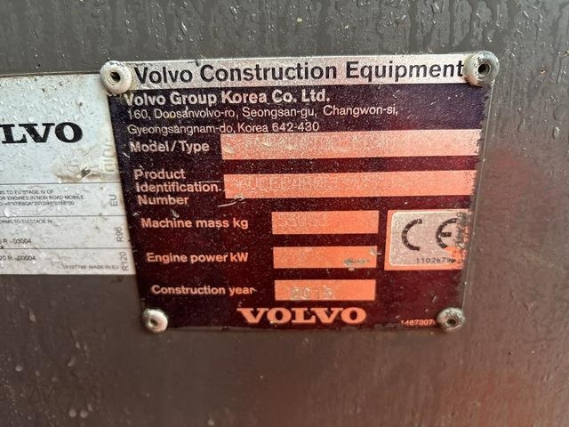 Volvo EC480EL - Pelle sur chenille: photos 5 Volvo EC480EL - Pelle sur chenille: photos 5