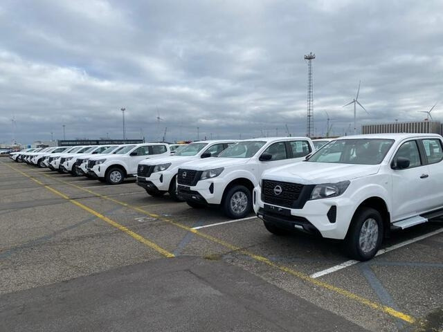 Nissan Navara - Véhicule utilitaire: photos 1 Nissan Navara - Véhicule utilitaire: photos 1