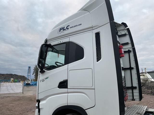 Tracteur routier Iveco S-Way 460 LNG: photos 24