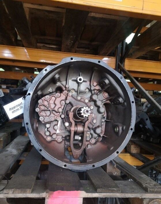 ZF 16 S 109 für MAN truck - Boîte de vitesse pour Tracteur agricole: photos 1 ZF 16 S 109 für MAN truck - Boîte de vitesse pour Tracteur agricole: photos 1