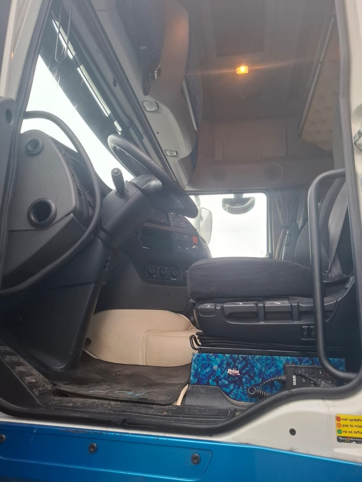 DAF XF 440 FT 4x2 Super Spacecab - Camion frigorifique: photos 5 DAF XF 440 FT 4x2 Super Spacecab - Camion frigorifique: photos 5