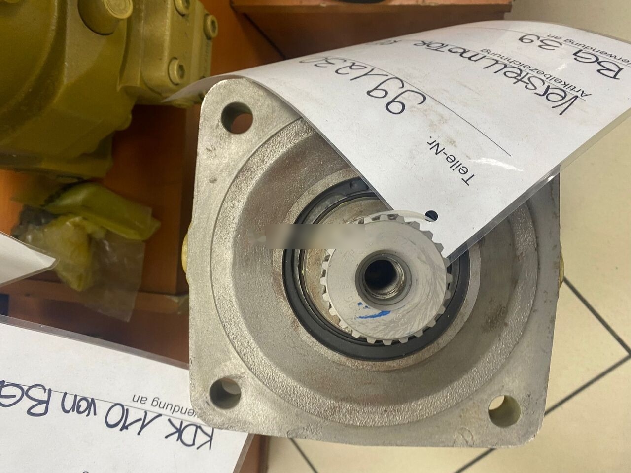 Rexroth KDK110 VON BGM, 35 R902170107  for pile driver - Moteur hydraulique: photos 4 Rexroth KDK110 VON BGM, 35 R902170107  for pile driver - Moteur hydraulique: photos 4