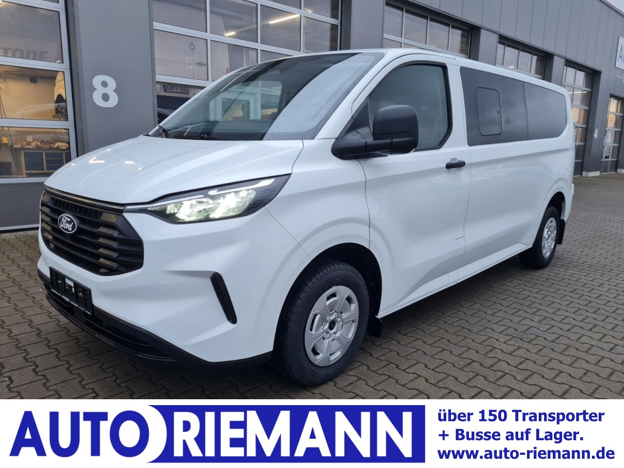 Ford Ford Transit Custom Kombi 320 L2 Trend 9 Sitze KAMERA - Minibus, Transport de personnes: photos 1 Ford Ford Transit Custom Kombi 320 L2 Trend 9 Sitze KAMERA - Minibus, Transport de personnes: photos 1