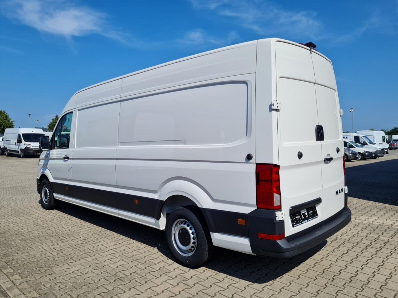 Fourgon utilitaire Man TGE 3.140 Kasten lang L4H3 KAMERA LED HOLZLADEBODEN: photos 6 Fourgon utilitaire Man TGE 3.140 Kasten lang L4H3 KAMERA LED HOLZLADEBODEN: photos 6