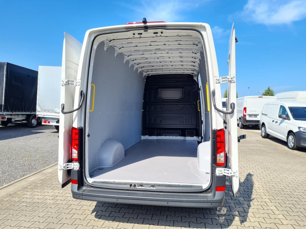 Fourgon utilitaire Man TGE 3.140 Kasten lang L4H3 KAMERA LED HOLZLADEBODEN: photos 17 Fourgon utilitaire Man TGE 3.140 Kasten lang L4H3 KAMERA LED HOLZLADEBODEN: photos 17