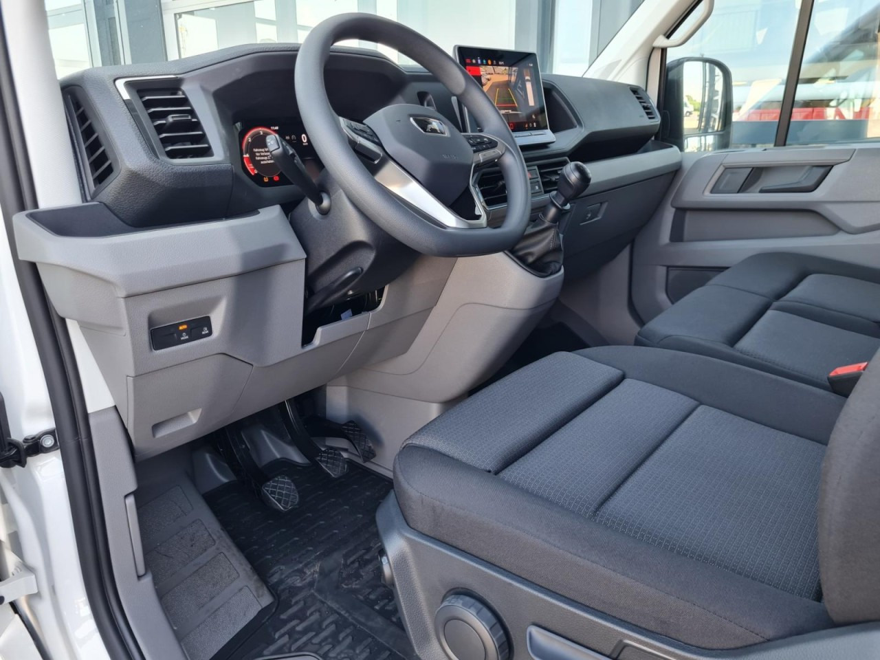 Fourgon utilitaire Man TGE 3.140 Kasten lang L4H3 KAMERA LED HOLZLADEBODEN: photos 7 Fourgon utilitaire Man TGE 3.140 Kasten lang L4H3 KAMERA LED HOLZLADEBODEN: photos 7