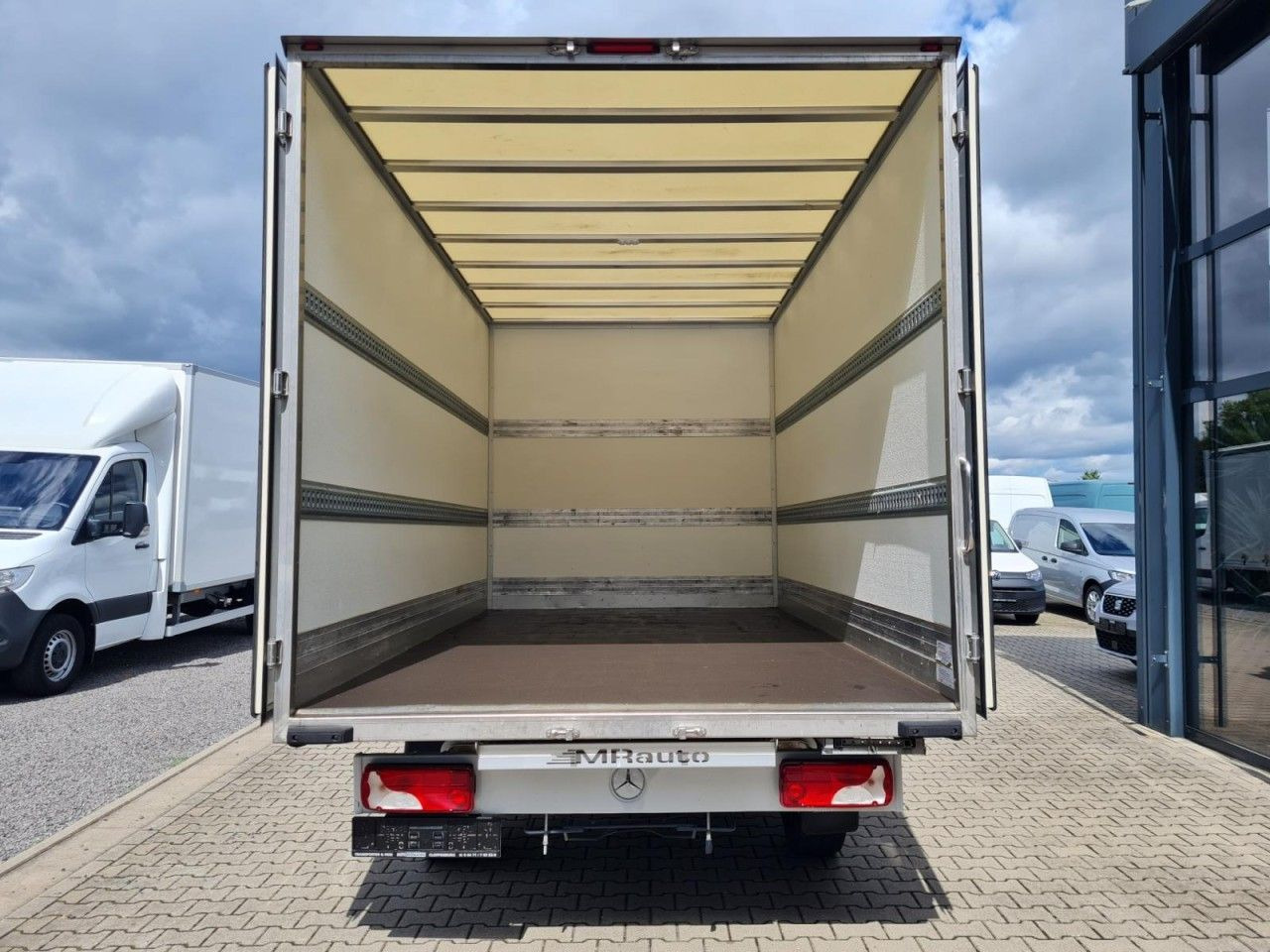 Mercedes-Benz Sprinter 315 CDI Koffer RWD KLIMA TEMPOMAT RWD - Fourgon grand volume: photos 5 Mercedes-Benz Sprinter 315 CDI Koffer RWD KLIMA TEMPOMAT RWD - Fourgon grand volume: photos 5