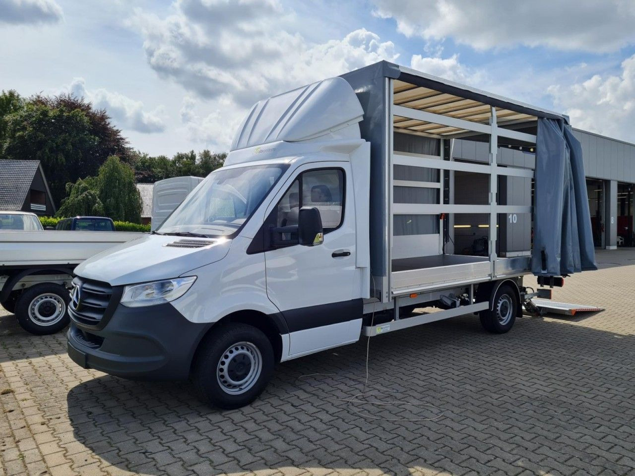 Mercedes-Benz Sprinter 315 Cdi Pritsche Schiebe Plane LBW KLIM - Utilitaire rideaux coulissants (PLSC): photos 2 Mercedes-Benz Sprinter 315 Cdi Pritsche Schiebe Plane LBW KLIM - Utilitaire rideaux coulissants (PLSC): photos 2