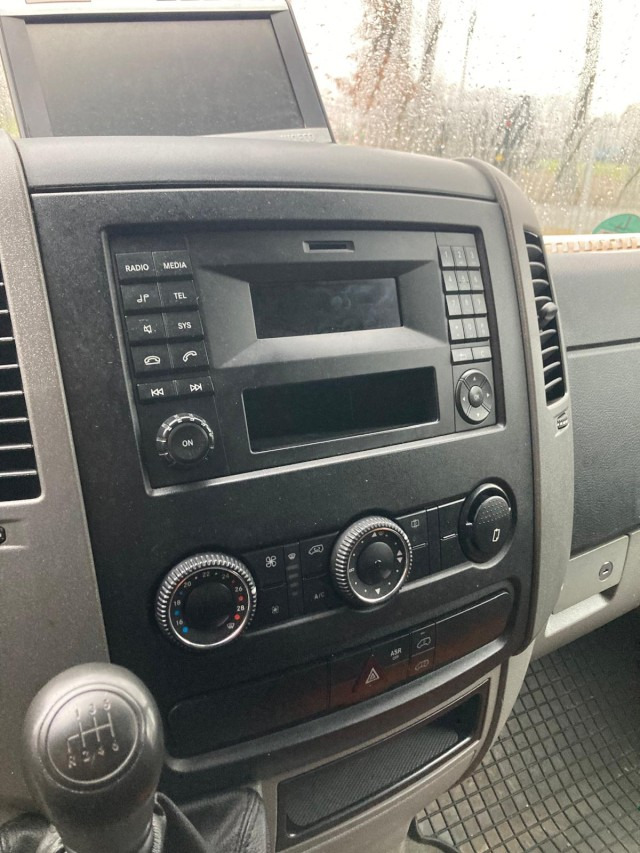 Mercedes-Benz Sprinter 316 CDI Kasten Hubarbeitsbühne KLIMA - Camion avec nacelle: photos 5 Mercedes-Benz Sprinter 316 CDI Kasten Hubarbeitsbühne KLIMA - Camion avec nacelle: photos 5