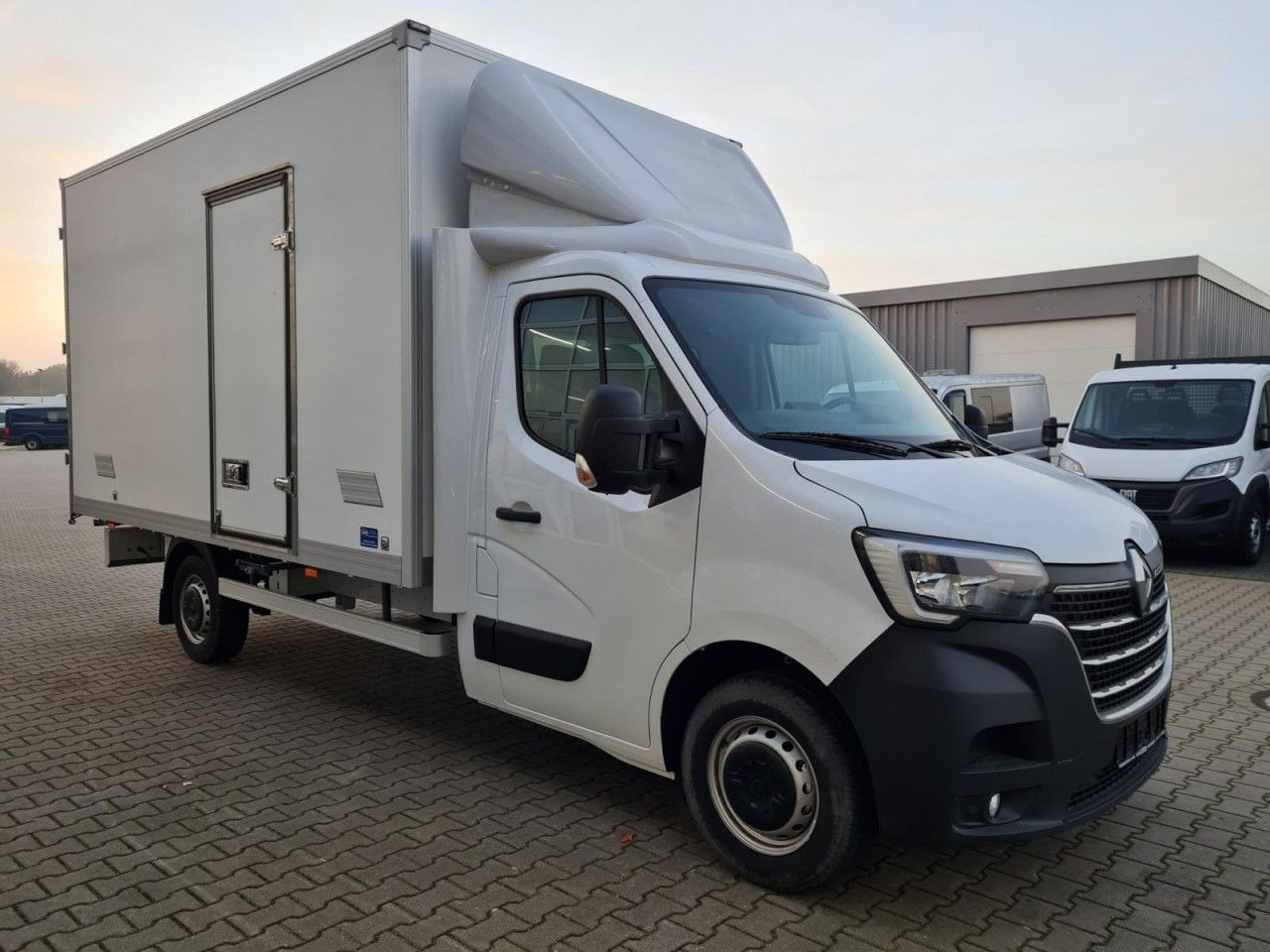 Renault Master 3.5t Möbel Koffer KLIMA LUFTFEDERUNG TEMP - Fourgon grand volume: photos 3 Renault Master 3.5t Möbel Koffer KLIMA LUFTFEDERUNG TEMP - Fourgon grand volume: photos 3