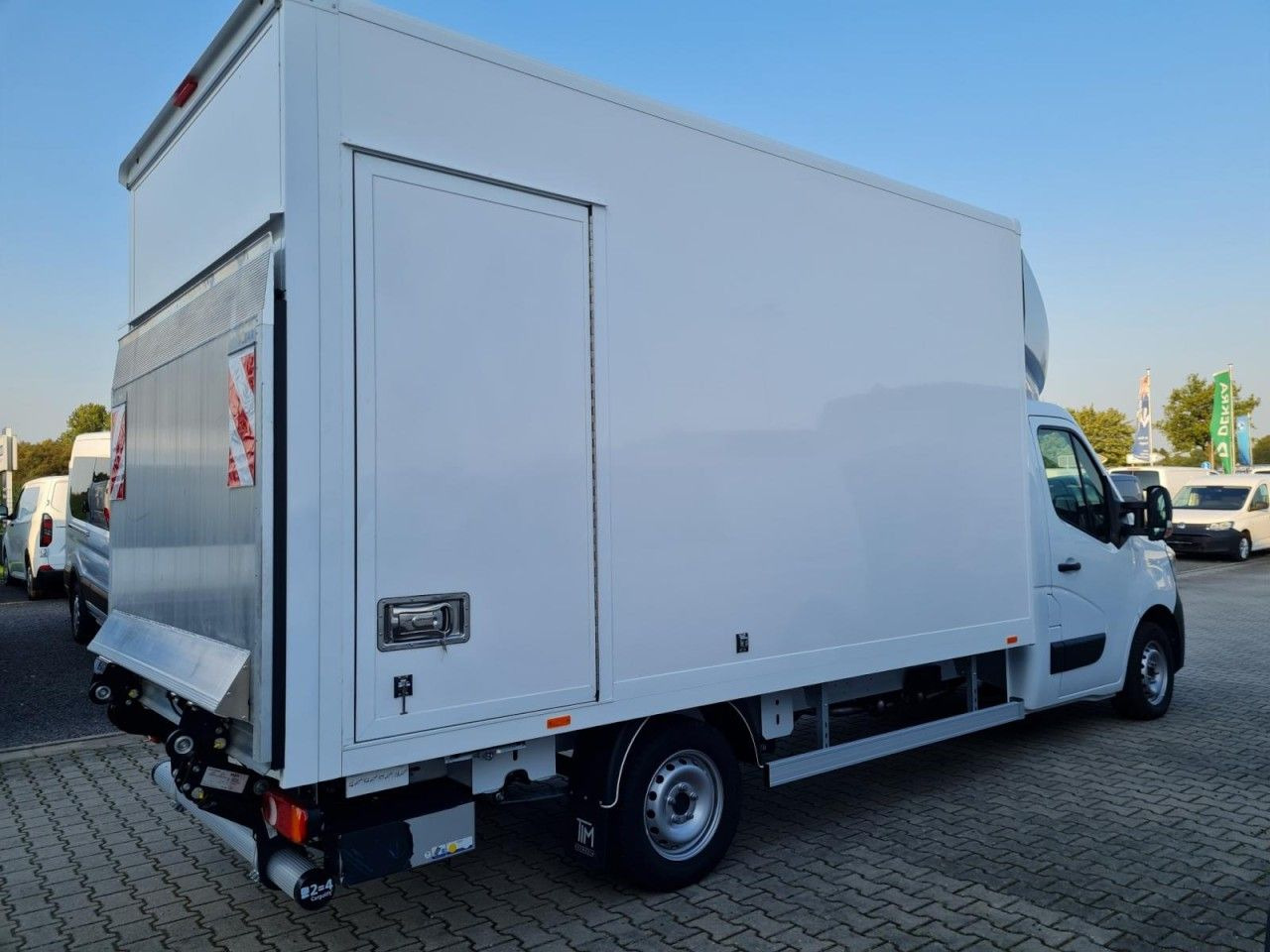 Renault Master 3.5t Möbel Koffer LBW KLIMA KOMFORT TEMPO - Fourgon grand volume: photos 4 Renault Master 3.5t Möbel Koffer LBW KLIMA KOMFORT TEMPO - Fourgon grand volume: photos 4