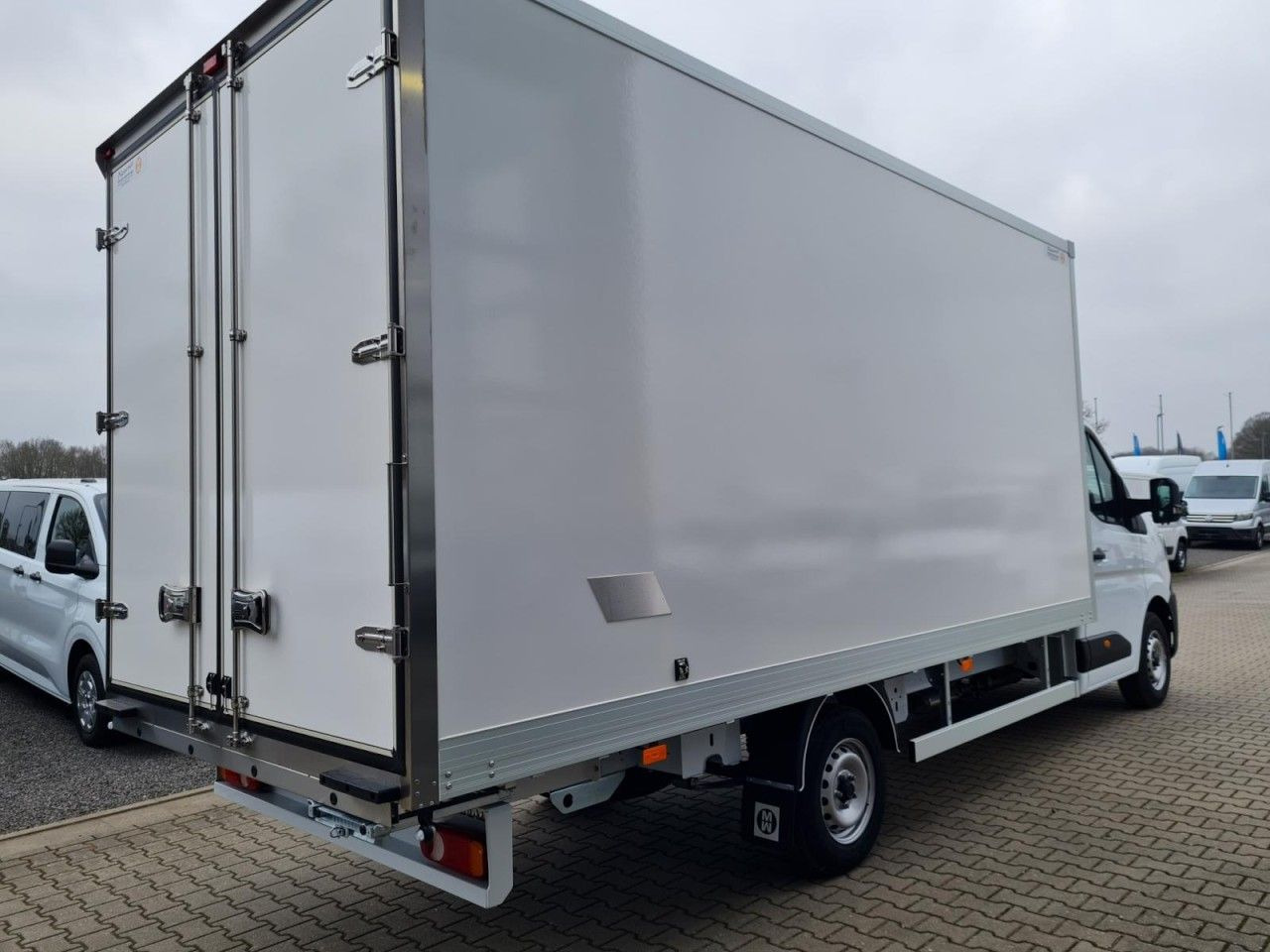 Renault Master 35 New Möbel Koffer LF 4.80m KLIMA TEMPOM - Fourgon grand volume: photos 4 Renault Master 35 New Möbel Koffer LF 4.80m KLIMA TEMPOM - Fourgon grand volume: photos 4