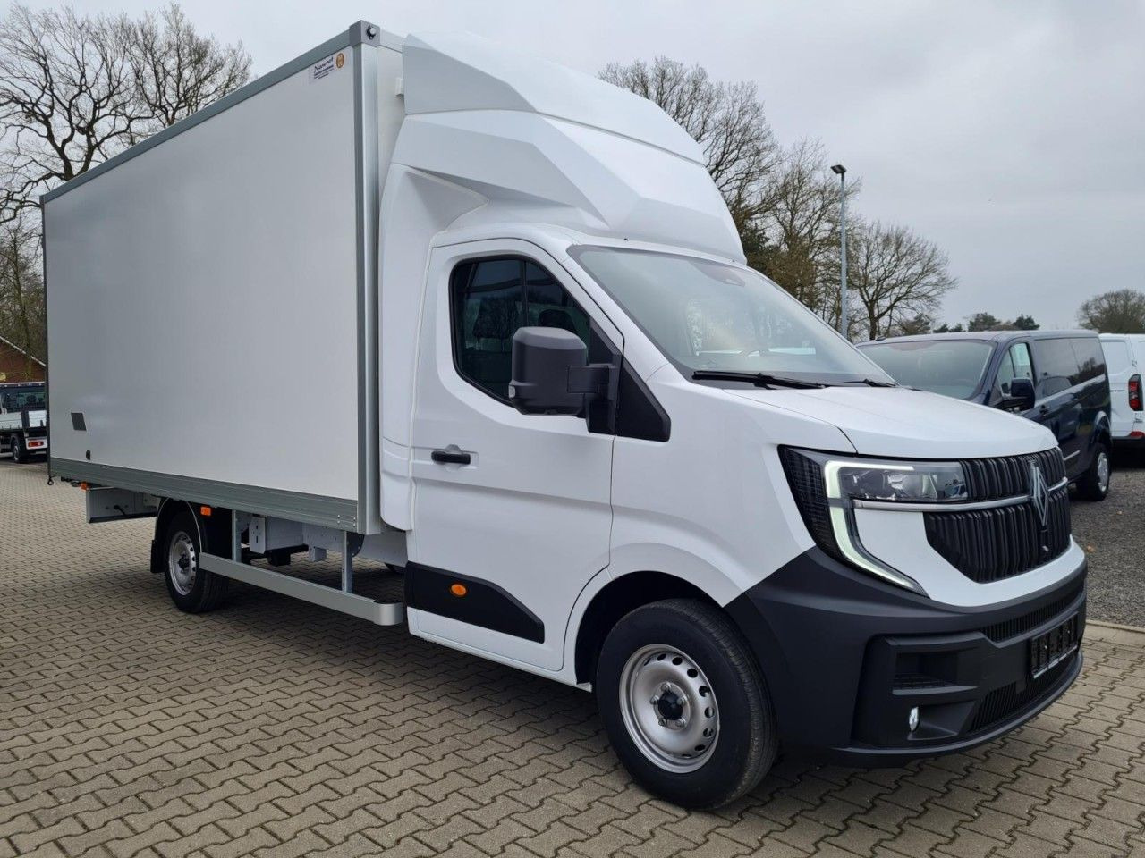 Renault Master 35 New Möbel Koffer LF 4.80m KLIMA TEMPOM - Fourgon grand volume: photos 3 Renault Master 35 New Möbel Koffer LF 4.80m KLIMA TEMPOM - Fourgon grand volume: photos 3
