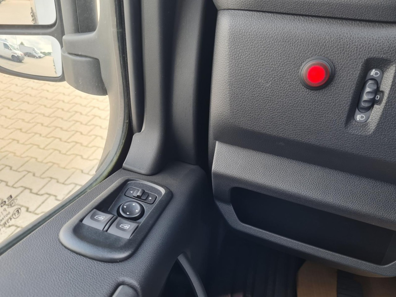 Utilitaire rideaux coulissants (PLSC) Renault Master 35 Pritsche Schiebe Plane Schlafkab. STHZ: photos 13 Utilitaire rideaux coulissants (PLSC) Renault Master 35 Pritsche Schiebe Plane Schlafkab. STHZ: photos 13