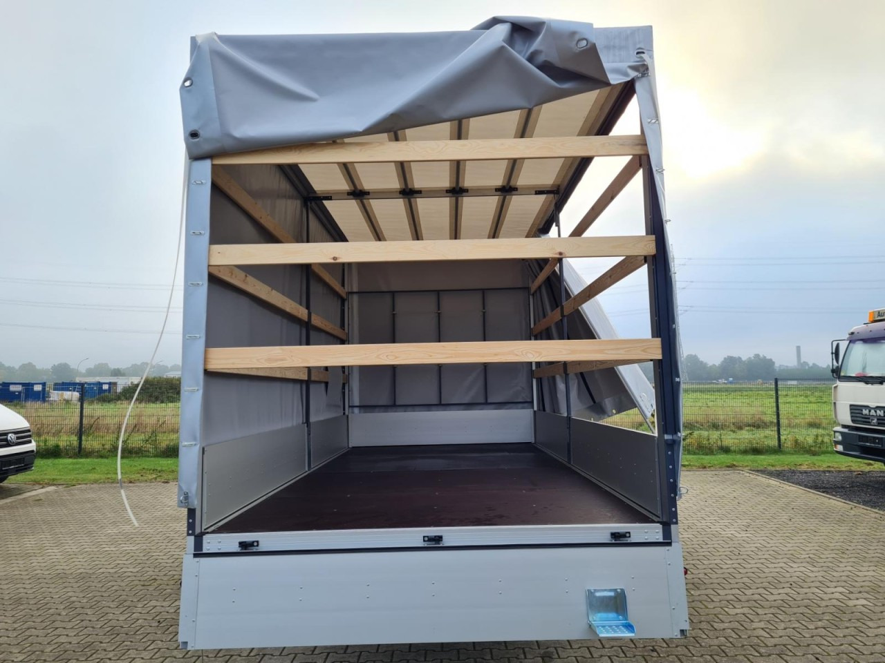 Utilitaire rideaux coulissants (PLSC) Renault Master Pritsche Schiebe Plane 10 Pal. LUFTFEDERUNG: photos 16