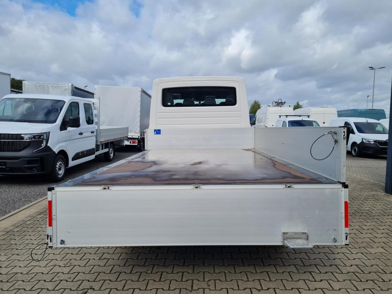 Volkswagen Crafter 35 Doka TDI Pritsche L4 4Motion - Utilitaire plateau, Utilitaire double cabine: photos 5 Volkswagen Crafter 35 Doka TDI Pritsche L4 4Motion - Utilitaire plateau, Utilitaire double cabine: photos 5