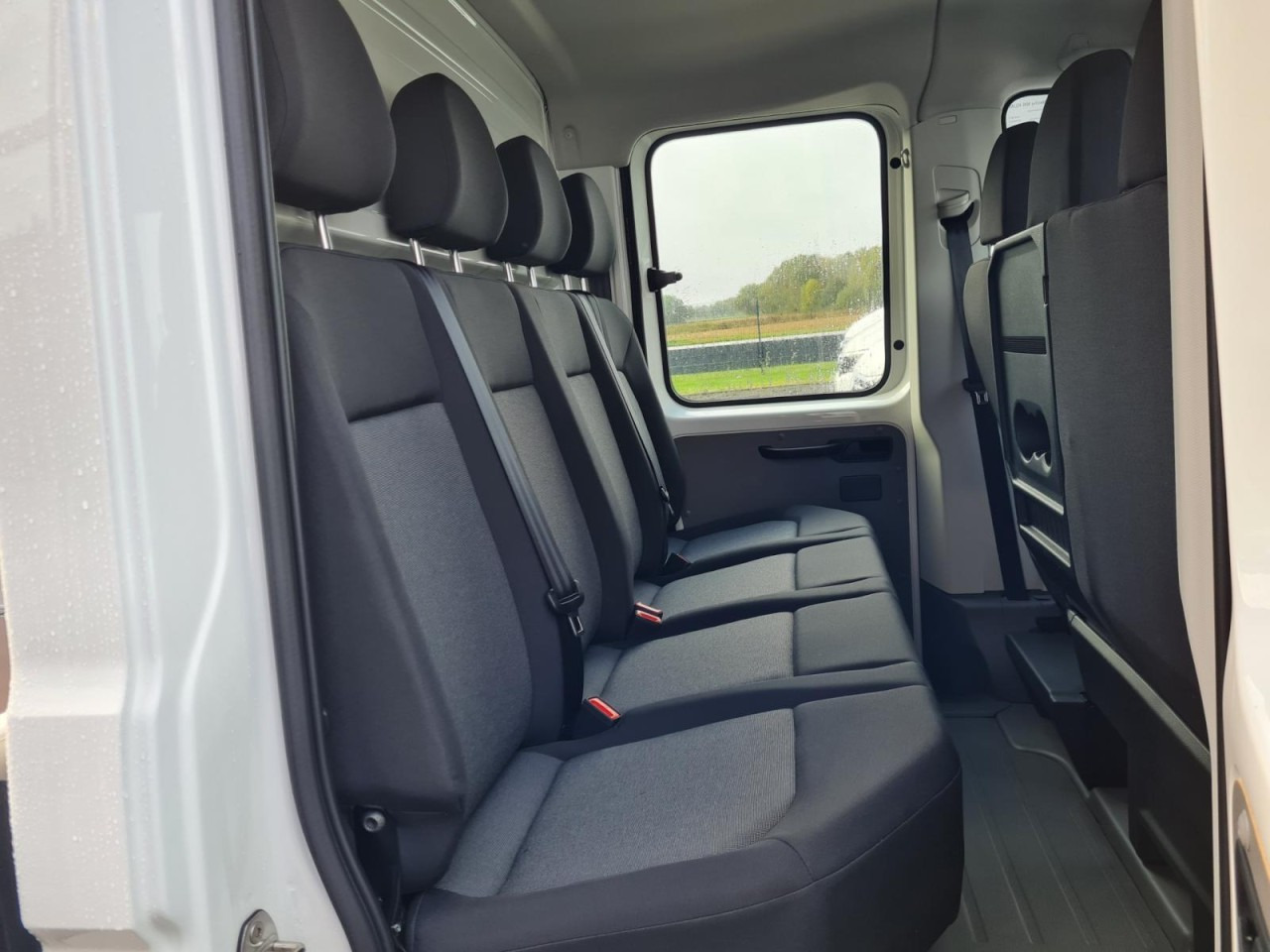 Utilitaire plateau, Utilitaire double cabine neuf Volkswagen Crafter 35 Doka TDI Pritsche MR KLIMA TEMPOMAT: photos 15 Utilitaire plateau, Utilitaire double cabine neuf Volkswagen Crafter 35 Doka TDI Pritsche MR KLIMA TEMPOMAT: photos 15