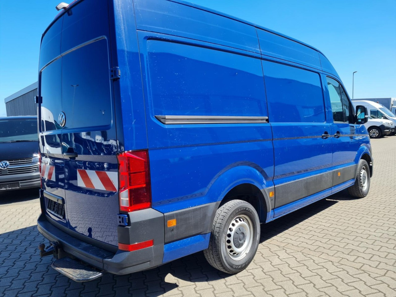 Volkswagen Crafter 35 Kasten MR L3H3 RWD AHK KAMERA NAVI TACHO - Fourgon utilitaire: photos 4 Volkswagen Crafter 35 Kasten MR L3H3 RWD AHK KAMERA NAVI TACHO - Fourgon utilitaire: photos 4