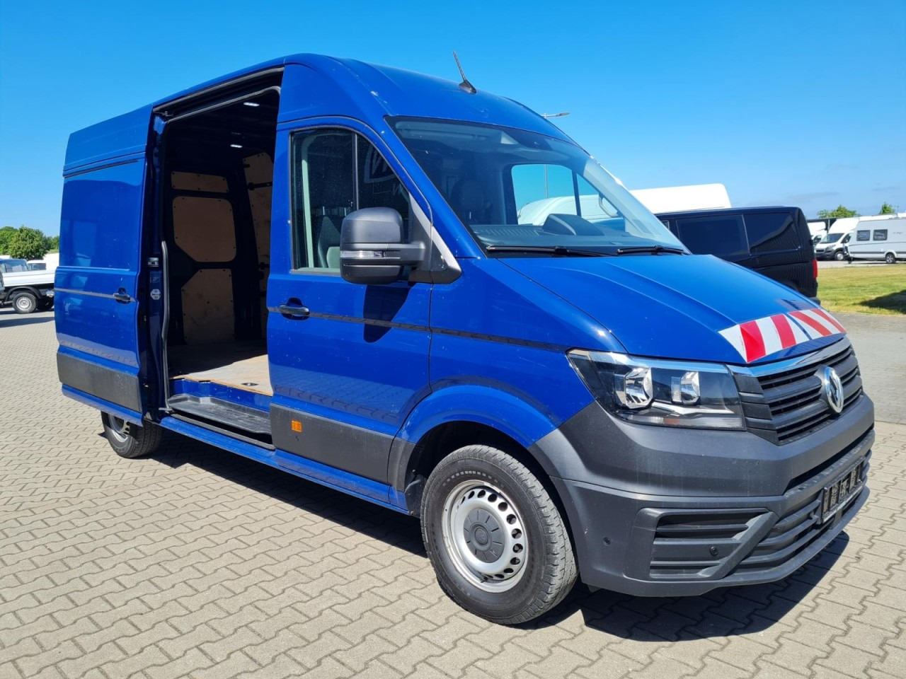 Volkswagen Crafter 35 Kasten MR L3H3 RWD AHK KAMERA NAVI TACHO - Fourgon utilitaire: photos 5 Volkswagen Crafter 35 Kasten MR L3H3 RWD AHK KAMERA NAVI TACHO - Fourgon utilitaire: photos 5