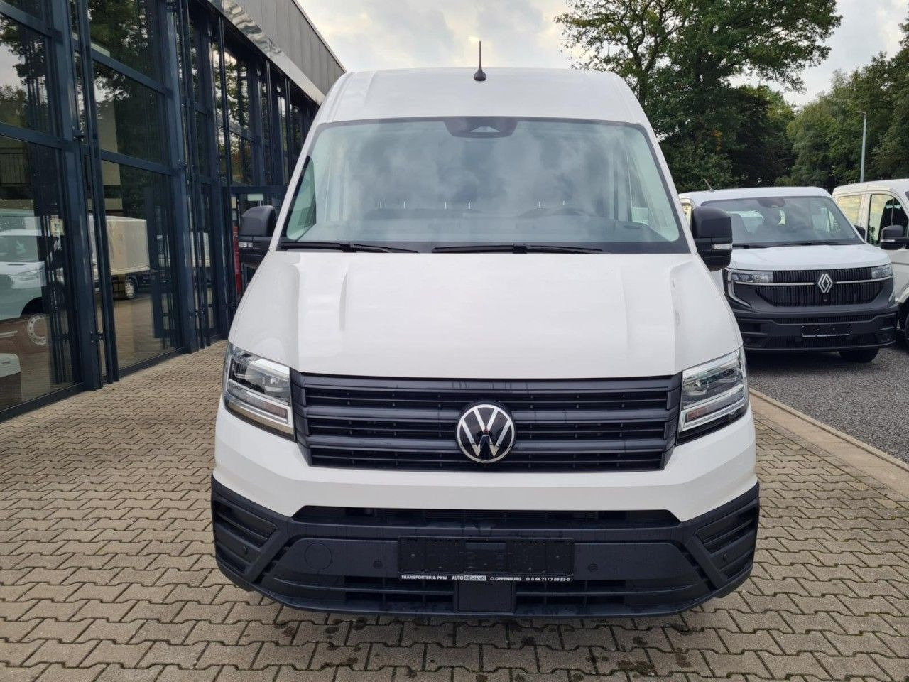 Volkswagen Crafter 35 Kasten TDI L3H3 LED TEMPOMAT AUTOMATI - Fourgon utilitaire: photos 2 Volkswagen Crafter 35 Kasten TDI L3H3 LED TEMPOMAT AUTOMATI - Fourgon utilitaire: photos 2