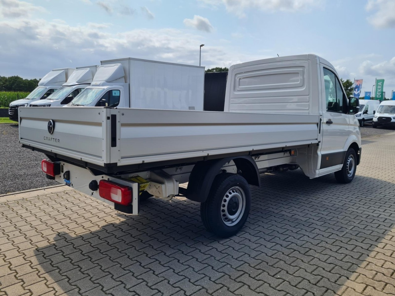Volkswagen Crafter 35 Pritsche TDi MR L3 KLIMA TEMPOMAT - Utilitaire plateau: photos 4 Volkswagen Crafter 35 Pritsche TDi MR L3 KLIMA TEMPOMAT - Utilitaire plateau: photos 4