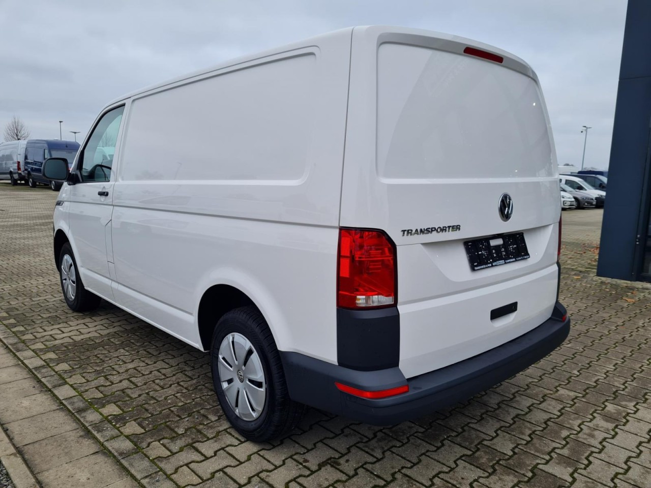 Fourgonnette Volkswagen T6.1 Kasten KR Heckklappe KAMERA KLIMA Navi App: photos 6 Fourgonnette Volkswagen T6.1 Kasten KR Heckklappe KAMERA KLIMA Navi App: photos 6