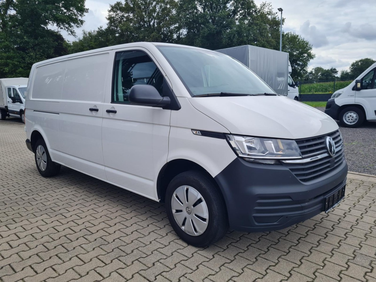 Volkswagen T6.1 Kasten TDi lang Flügeltüren KLIMA Verkleidungen - Fourgonnette: photos 3 Volkswagen T6.1 Kasten TDi lang Flügeltüren KLIMA Verkleidungen - Fourgonnette: photos 3