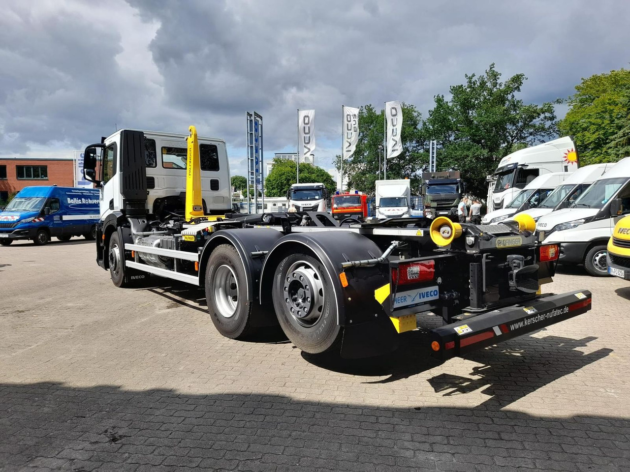 Iveco AD280X46Y/PS ON PALFINGER Lenk Lift - Camion ampliroll: photos 3 Iveco AD280X46Y/PS ON PALFINGER Lenk Lift - Camion ampliroll: photos 3