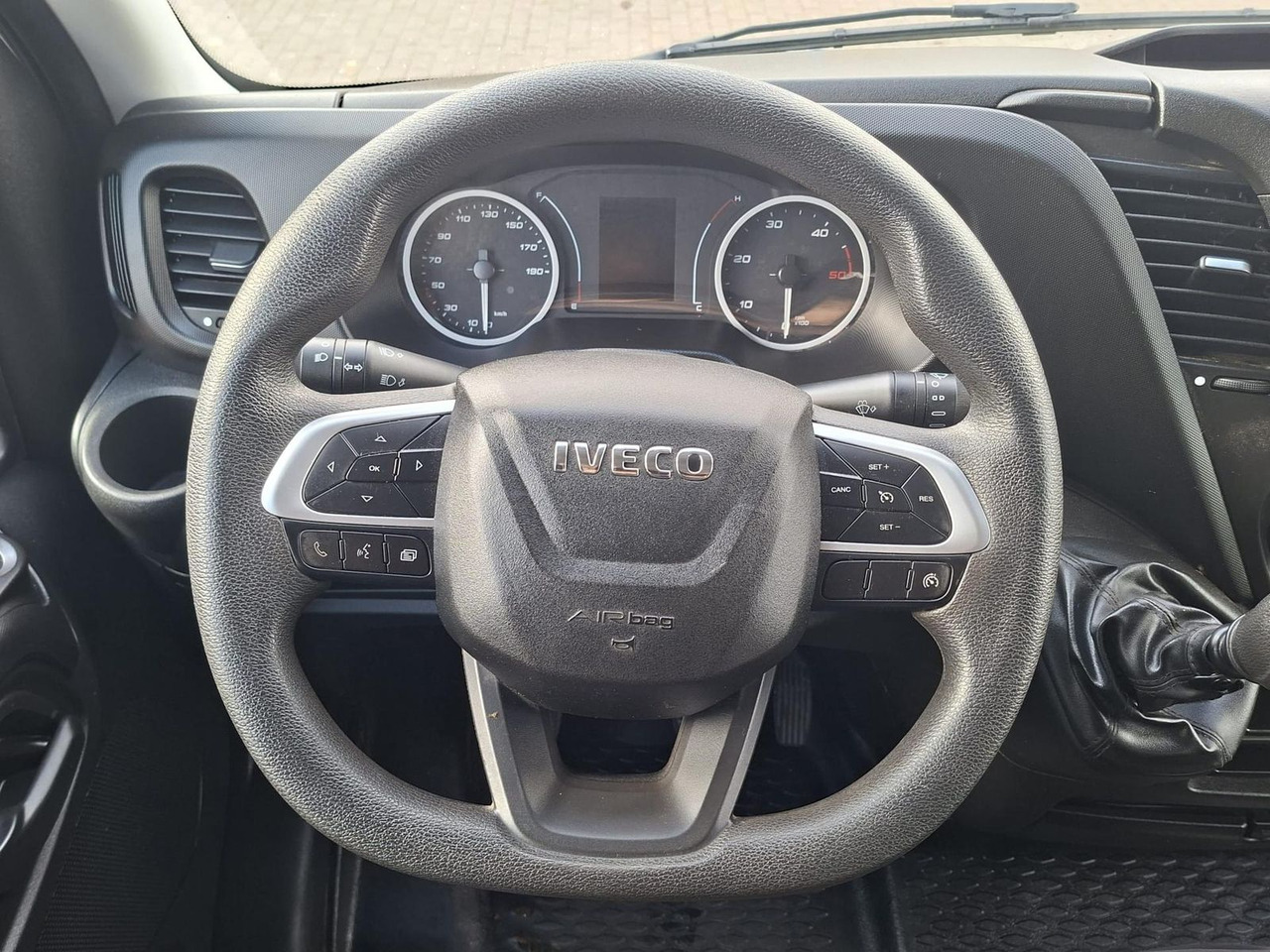 Fourgon utilitaire Iveco Daily 35S14EV Radio*Kamera*Regal*AHK*Dachgepäck: photos 15