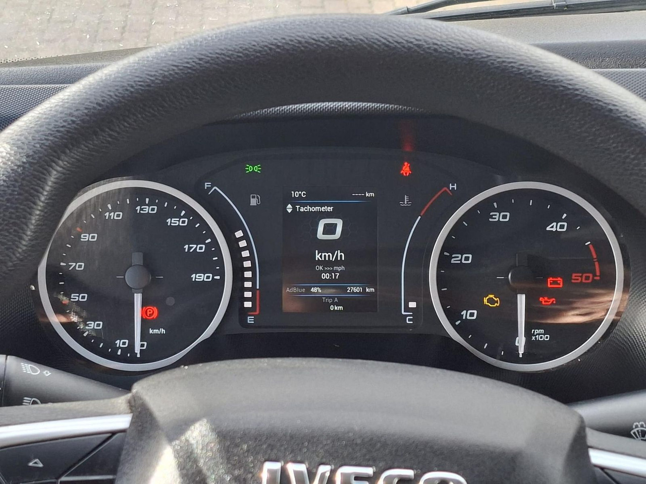 Fourgon utilitaire Iveco Daily 35S14EV Radio*Kamera*Regal*AHK*Dachgepäck: photos 16