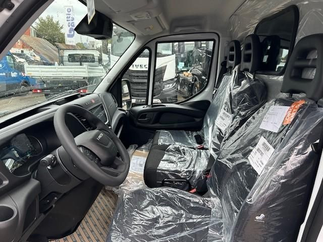 Iveco Daily 35S16A8V 4100 Automatik en leasing occasion Iveco Daily 35S16A8V 4100 Automatik: photos 9
