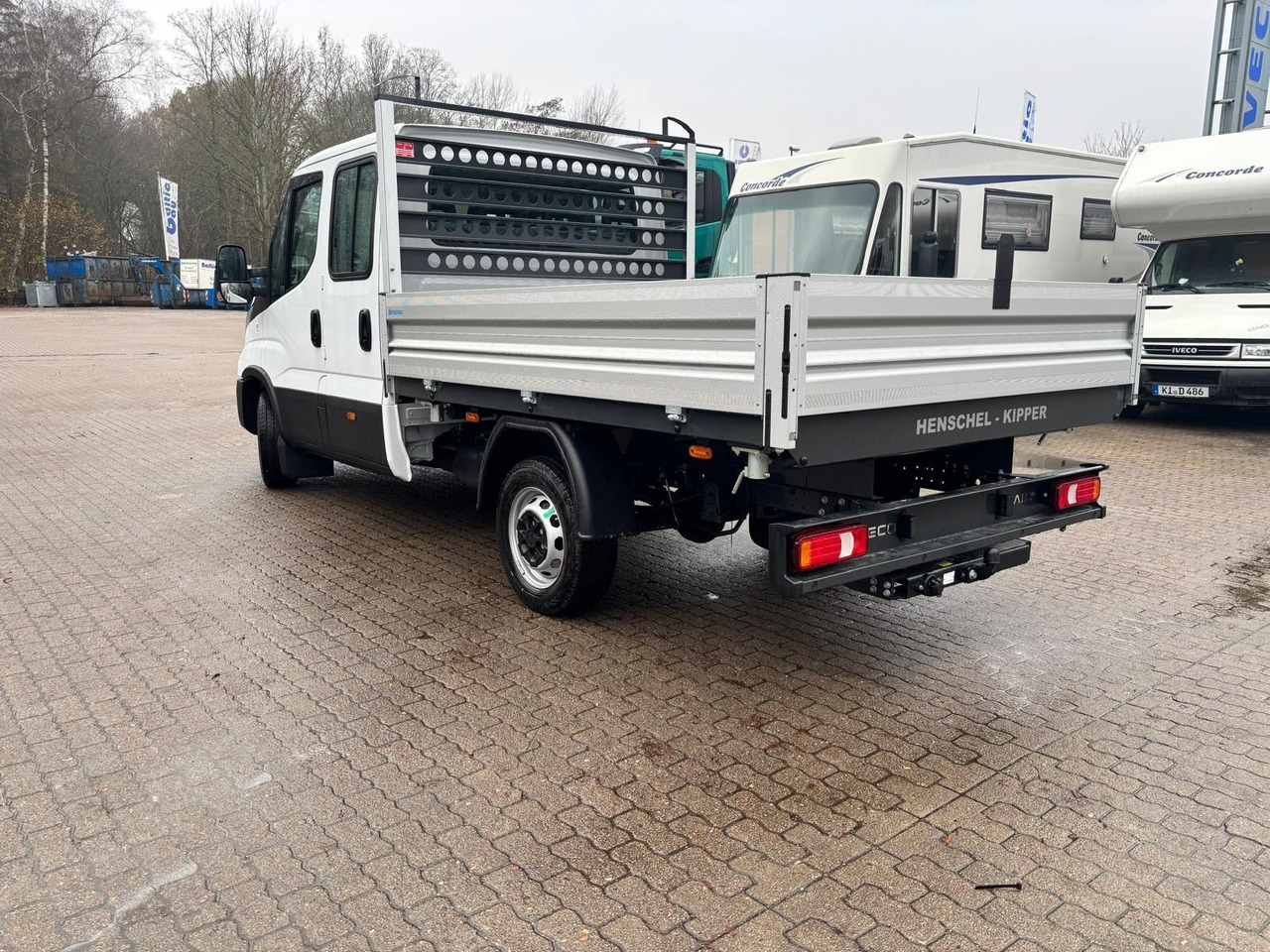 Iveco Daily 35S16H3.0A8YD*DSK*KLIMA*AHK* - Utilitaire benne, Utilitaire double cabine: photos 3 Iveco Daily 35S16H3.0A8YD*DSK*KLIMA*AHK* - Utilitaire benne, Utilitaire double cabine: photos 3